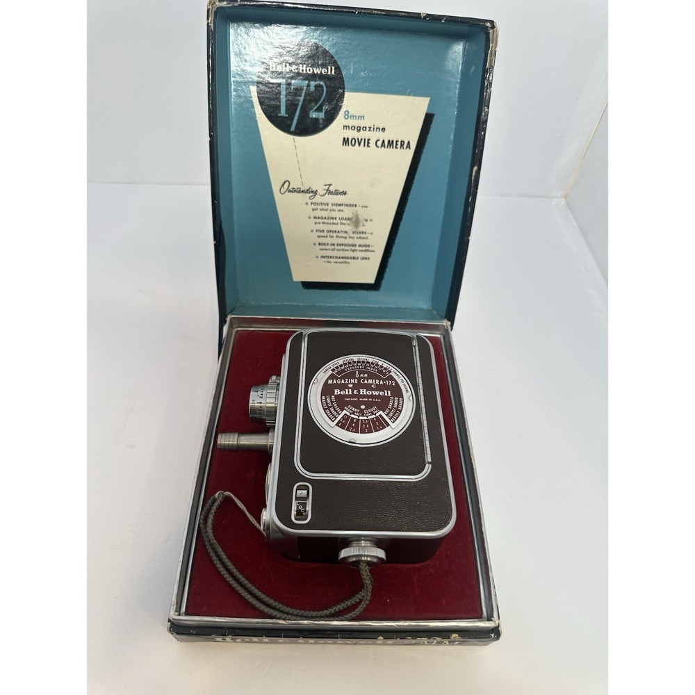 Bell & Howell 172 Non Reflex Standard 8mm Movie Camera Brown turns on and runs